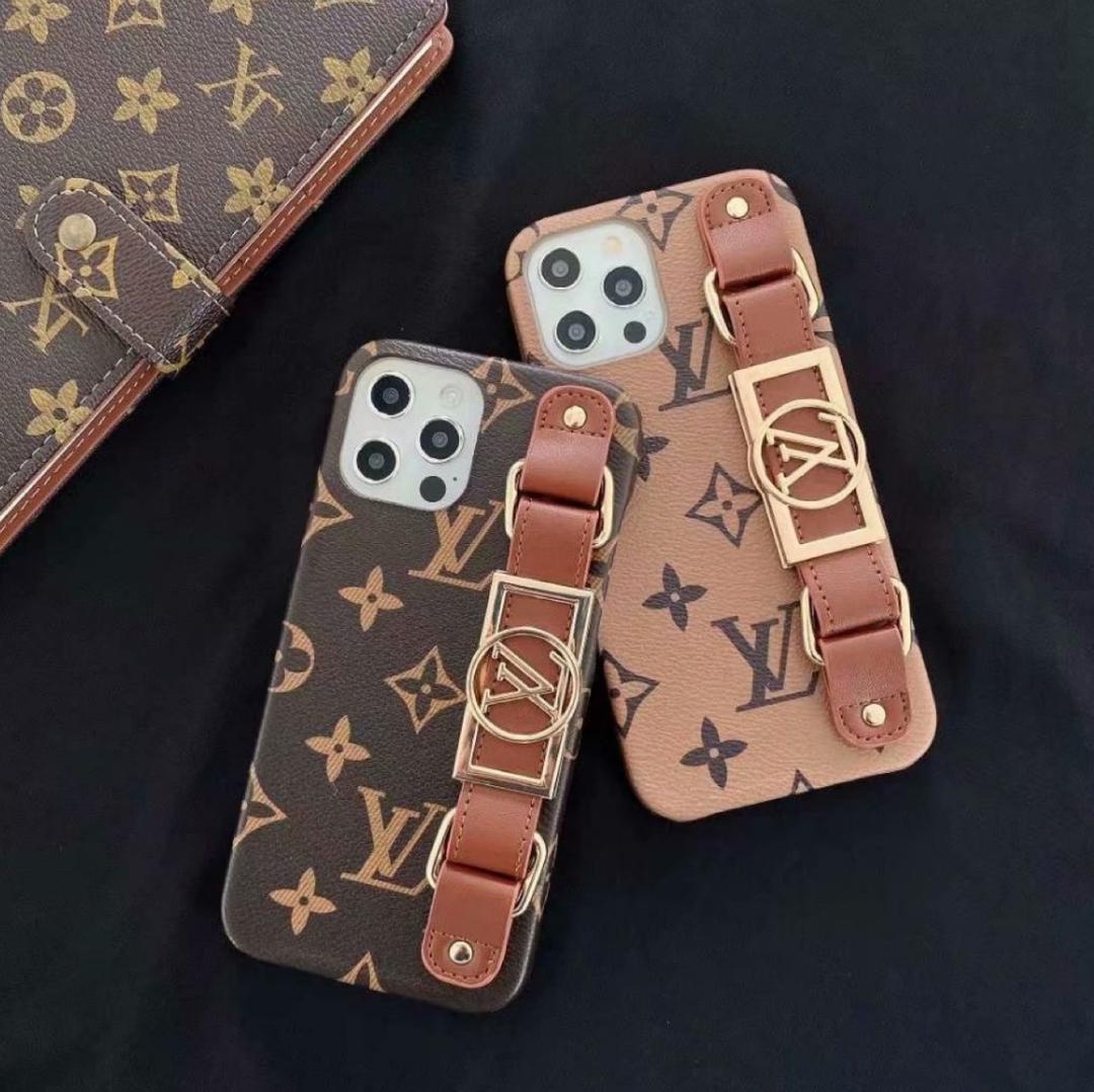 LV Pochette Avec Bracelet